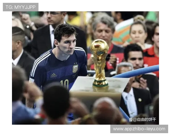 梅西引领阿根廷征战世界杯，展现无与伦比的球技与领导力